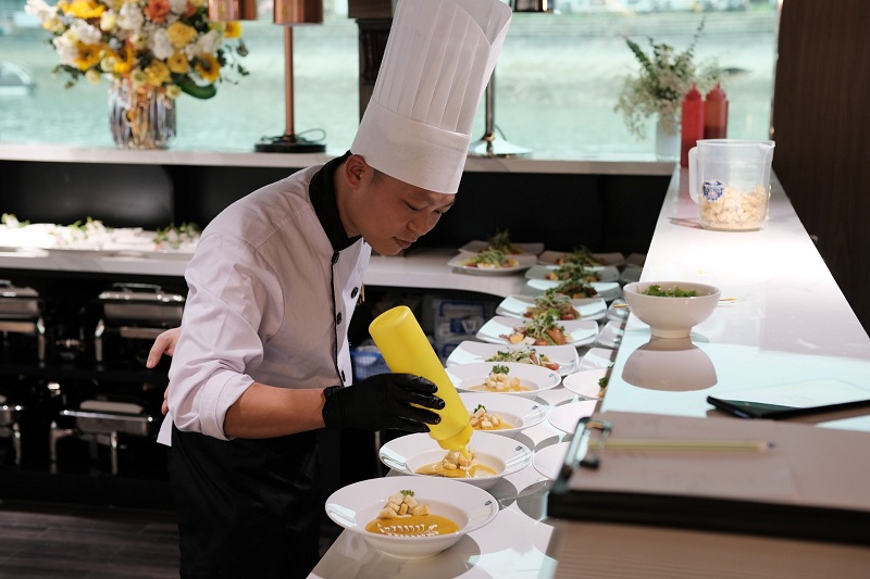 du thuyền 5 sao Catamaran vịnh Lan Hạ - Hạ Long trong ngày